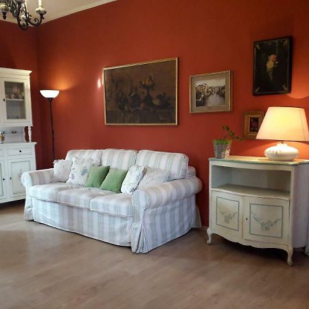 Alle Preci Country House Santa Restituta Exterior foto
